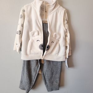 Little boys 12 month brand new Carter's outfit